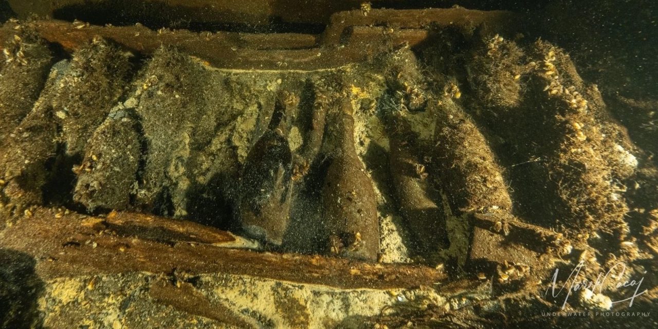 Baltic Sea Shipwreck Yields Over 100 Bottles of 19th-Century Champagne